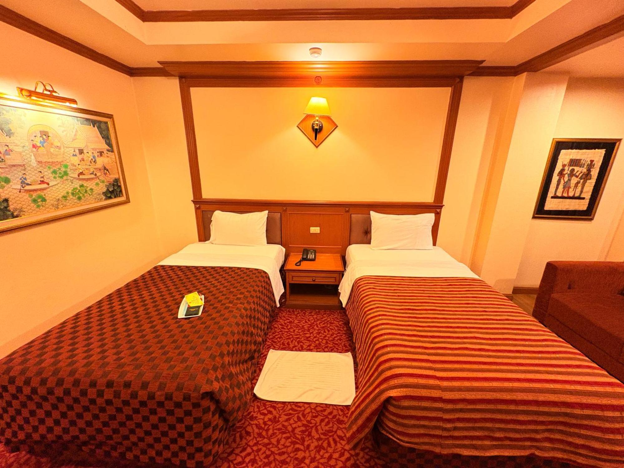 Taksilahotel Maha Sarakham Luaran gambar